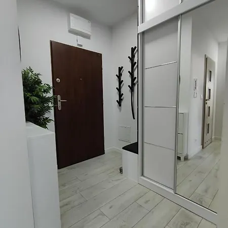 Daire Przytulne Mieszkanie Przy Kanale Zeranskim Varşova