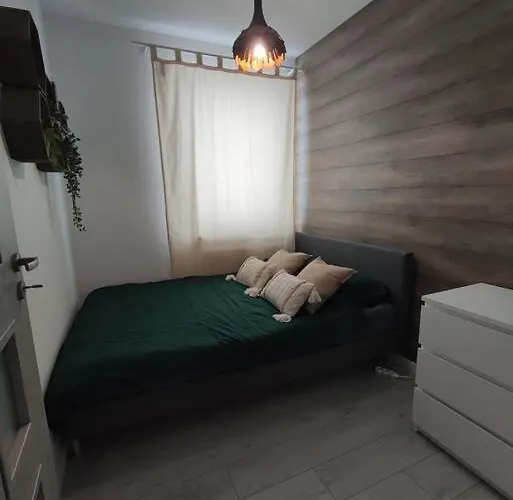 アパート Przytulne Mieszkanie Przy Kanale Zeranskim ワルシャワ