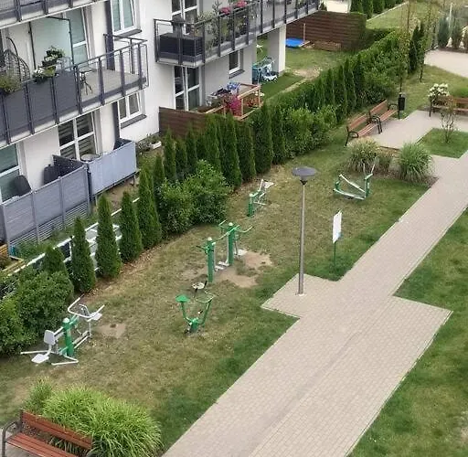 アパート Przytulne Mieszkanie Przy Kanale Zeranskim ワルシャワ